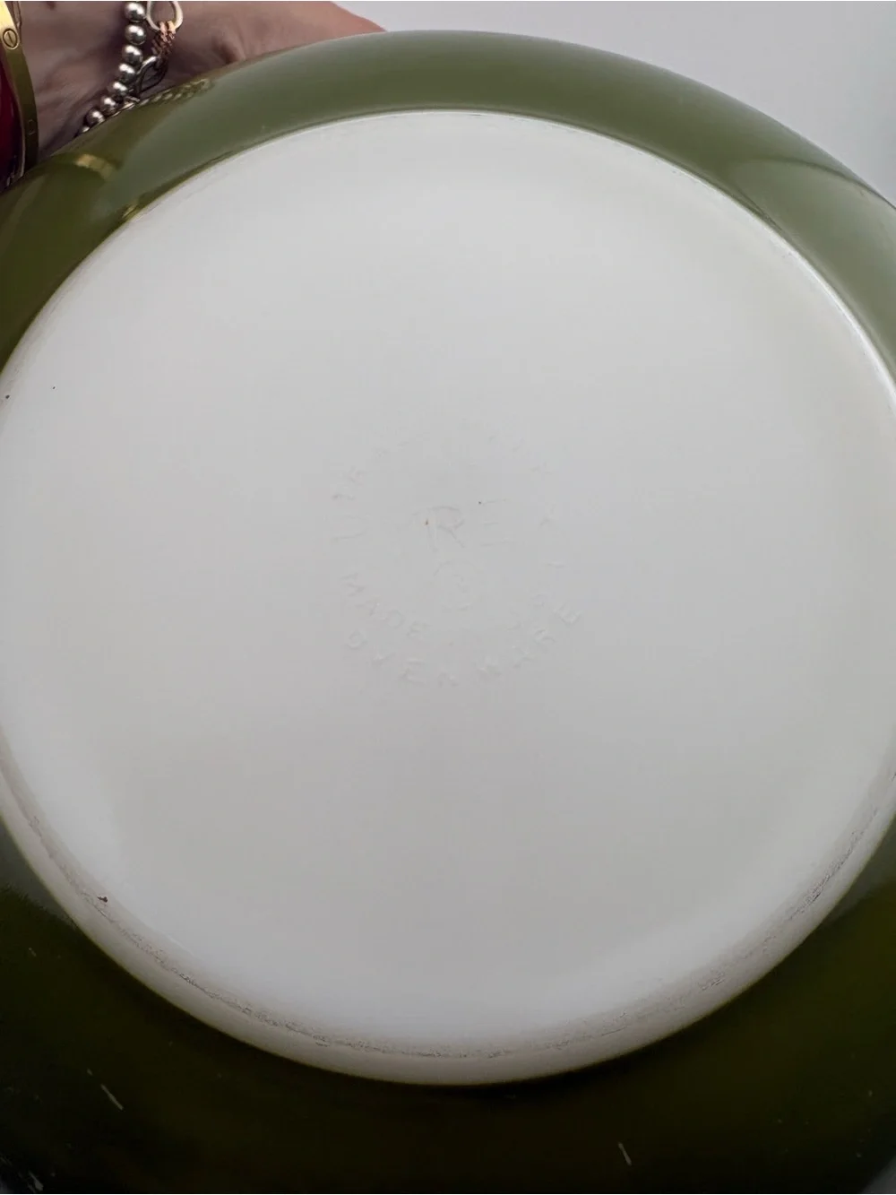 Vintage Pyrex Avocado Green 404 Mixing Bowl